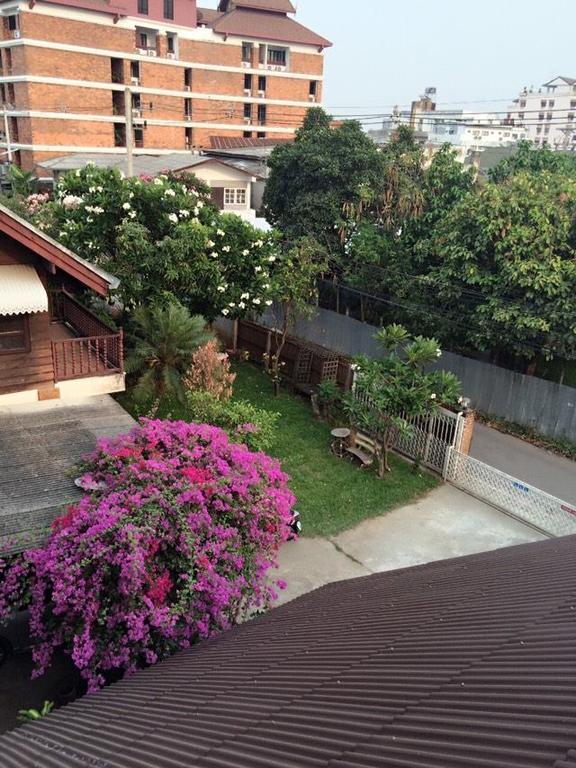 Little Home Guest House Chiang Mai Exterior photo