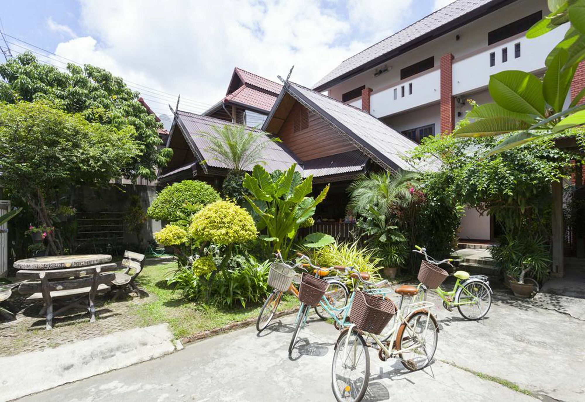 Little Home Guest House Chiang Mai Exterior photo