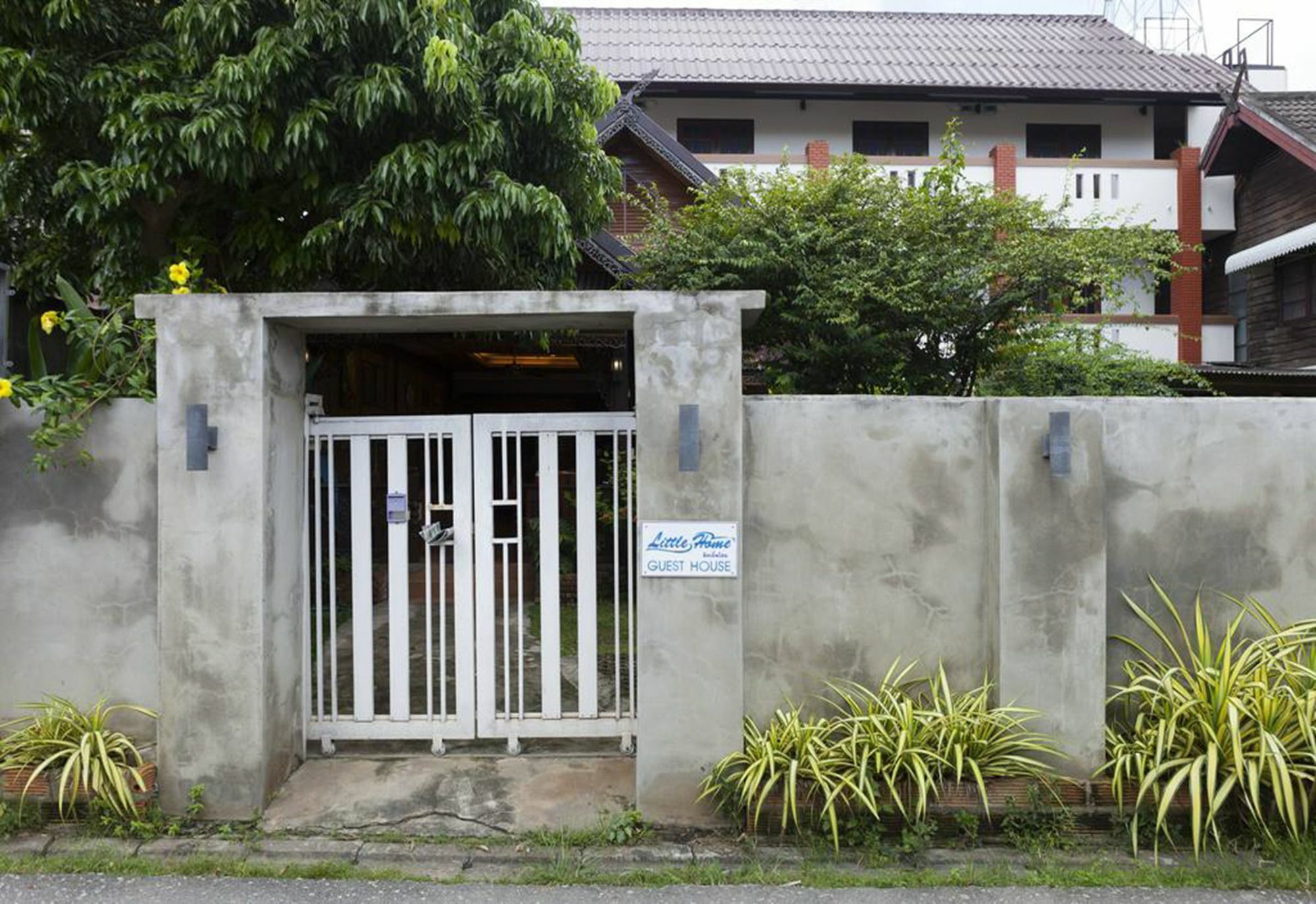 Little Home Guest House Chiang Mai Exterior photo